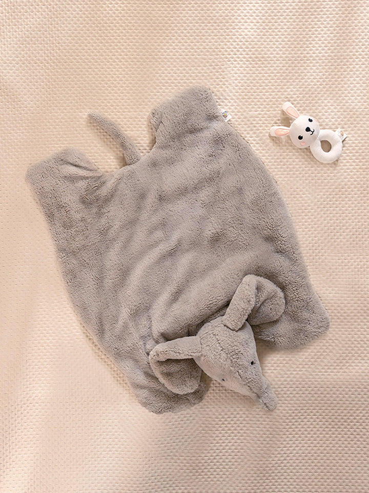 Elephant - Toy Play and Nap with organic material