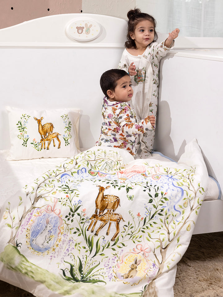 Introducing our weightless and light AC comforter for newborns, made from 100% Egyptian cotton. Feels like a cloud, ensuring ultimate coziness.