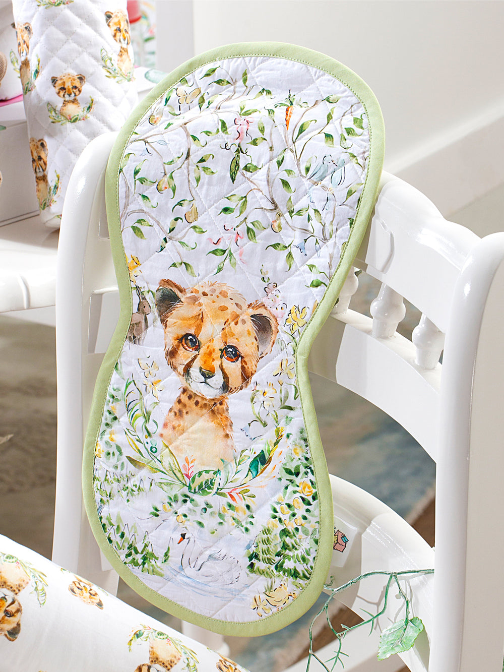 LITTLE LEO 100% EGYPTIAN COTTON BURP CLOTH FOR YOUR LITTLE ONE