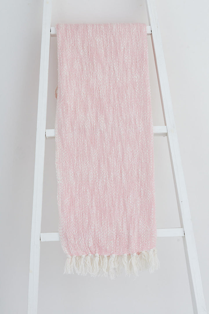 Feeding Cotton Throws - Pale Pink