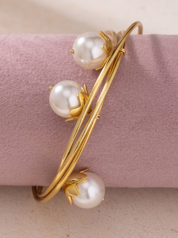 Pearl Bloom Bangle for Mom – Silver Edition