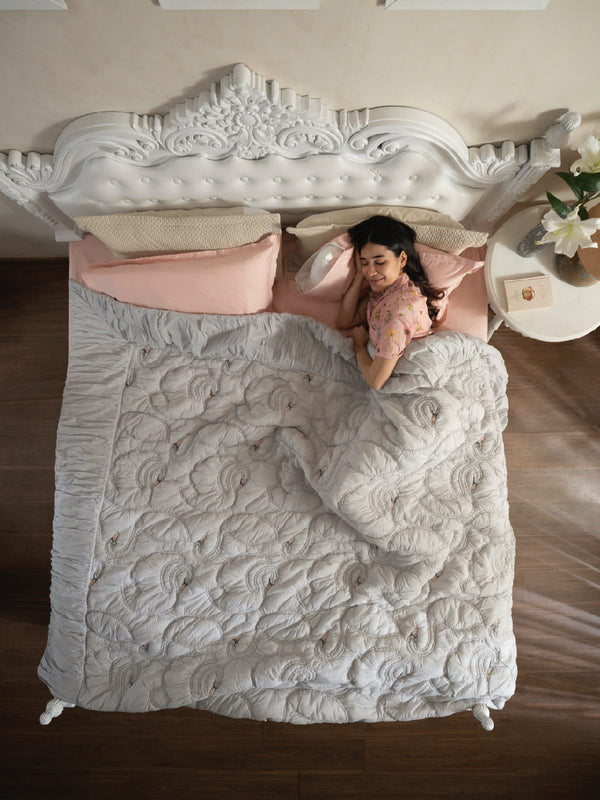 Feathernest King Quilt