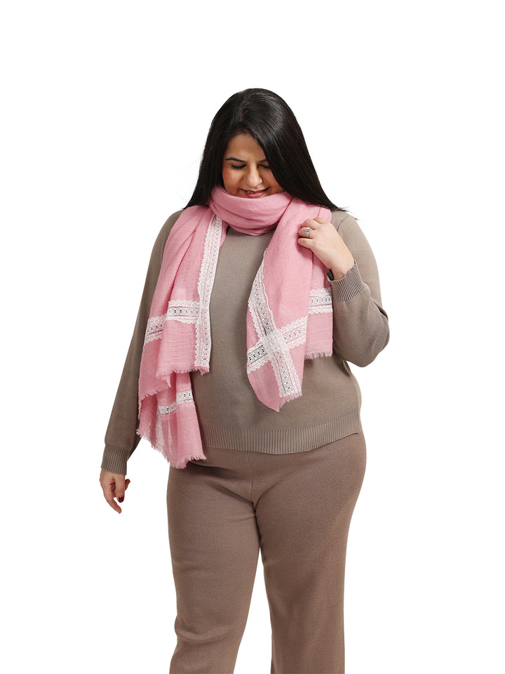 Lace Check Pink Feeding Wrap – Stylish Nursing Cover