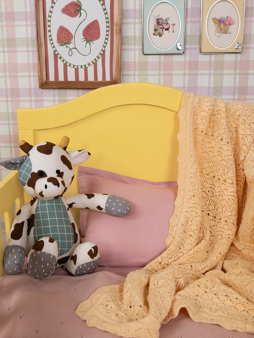Milou Moo Cuddle Toy & Baby Blanket Set