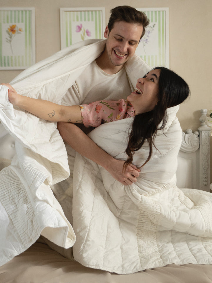 White Everthine King Quilt