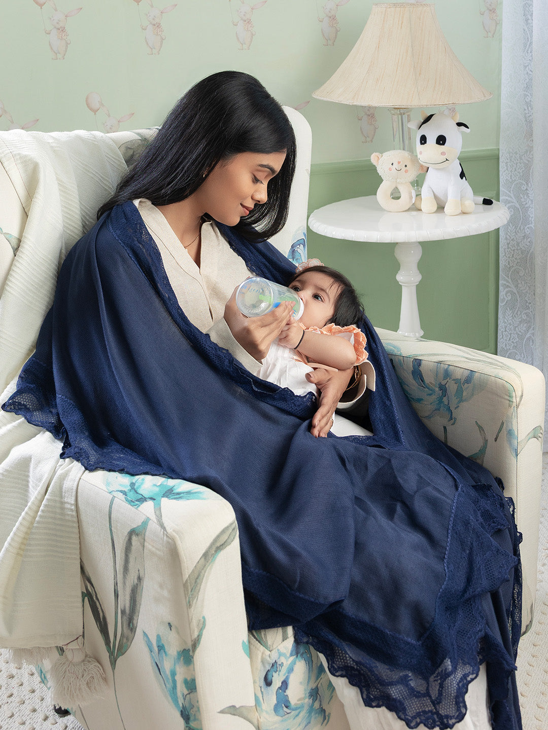 Midnight Bloom Feeding Wrap – Soft Nursing Cover