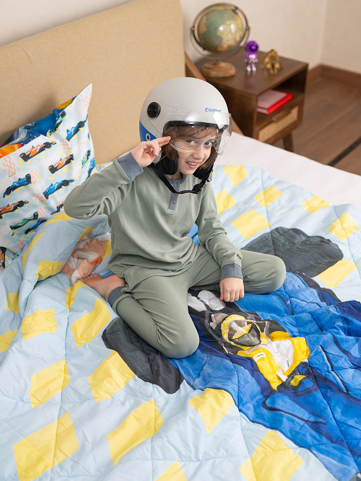 Kids Queen Size Comforter (3+ Years) – Astronaut & Race Car Reversible Bedding