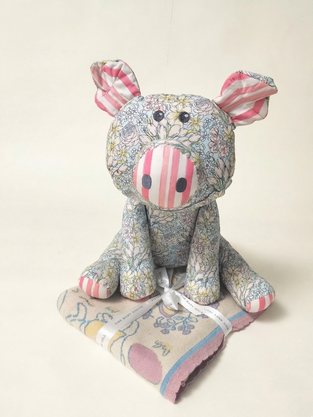 Pippa Piglette Cuddle Toy & Baby Blanket Set