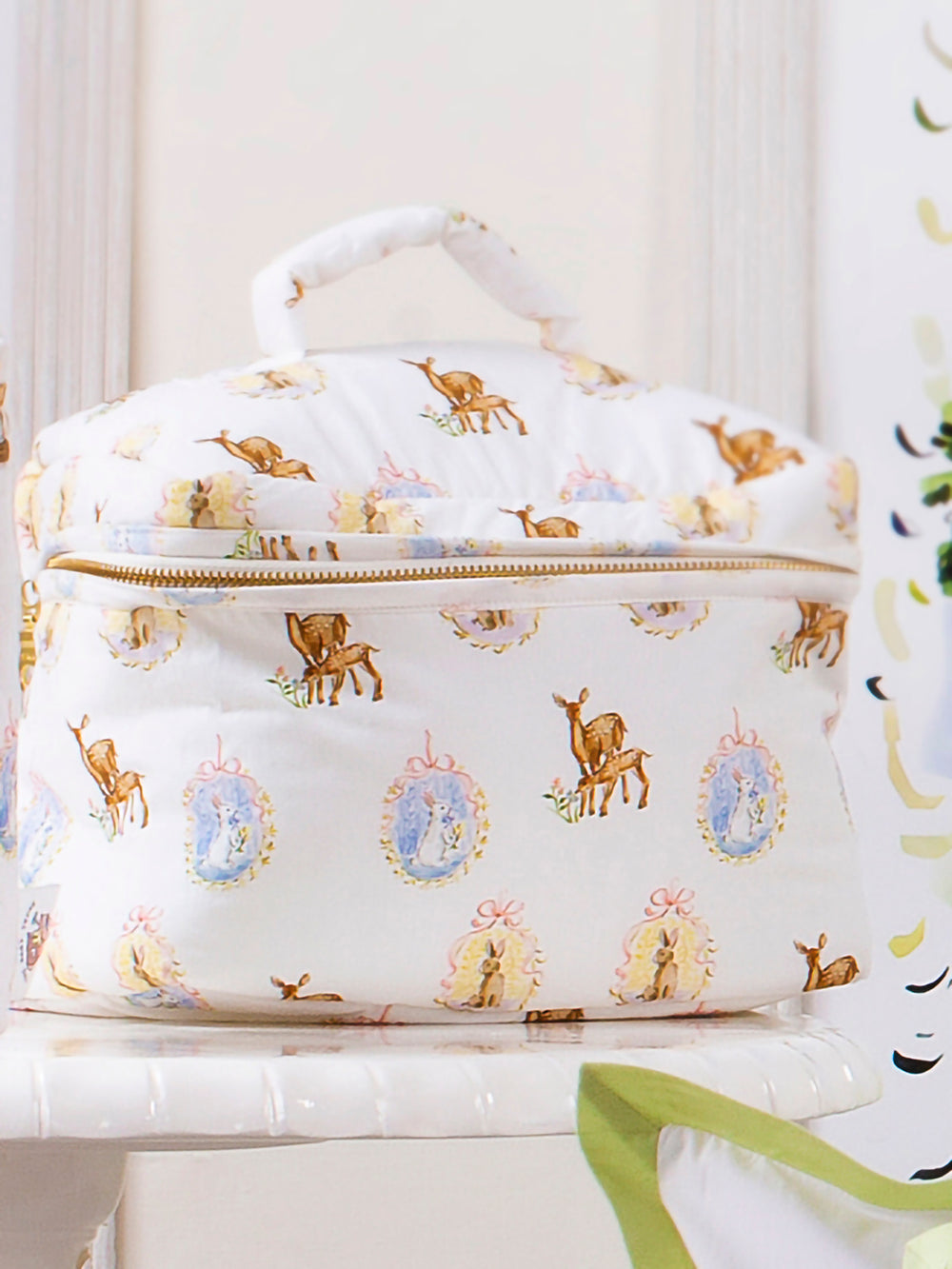  'Enchanted Deer' Travel kit from The Baby Trunk. Specially crafted to cater to the dynamic requirements of modern-day parents, the stylish and practical vanity case is a true reflection of fashion and function, making it an indispensable possession for all loving parents! 