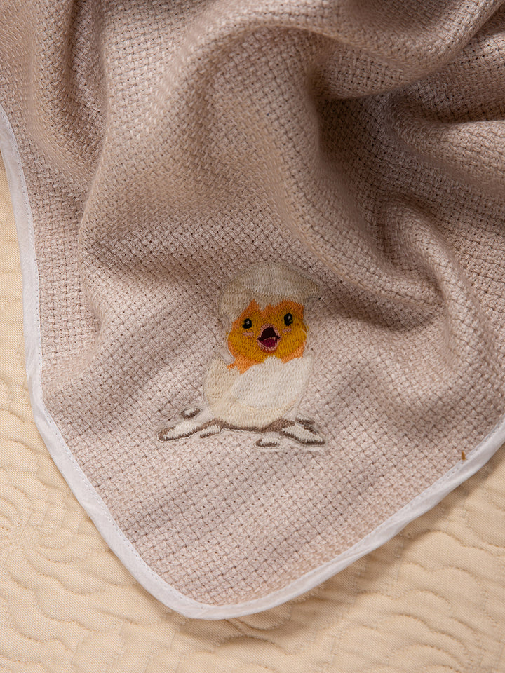 Lino Cashmere Silk Blanket - Egg ideal for keeping babies warm without overheating.