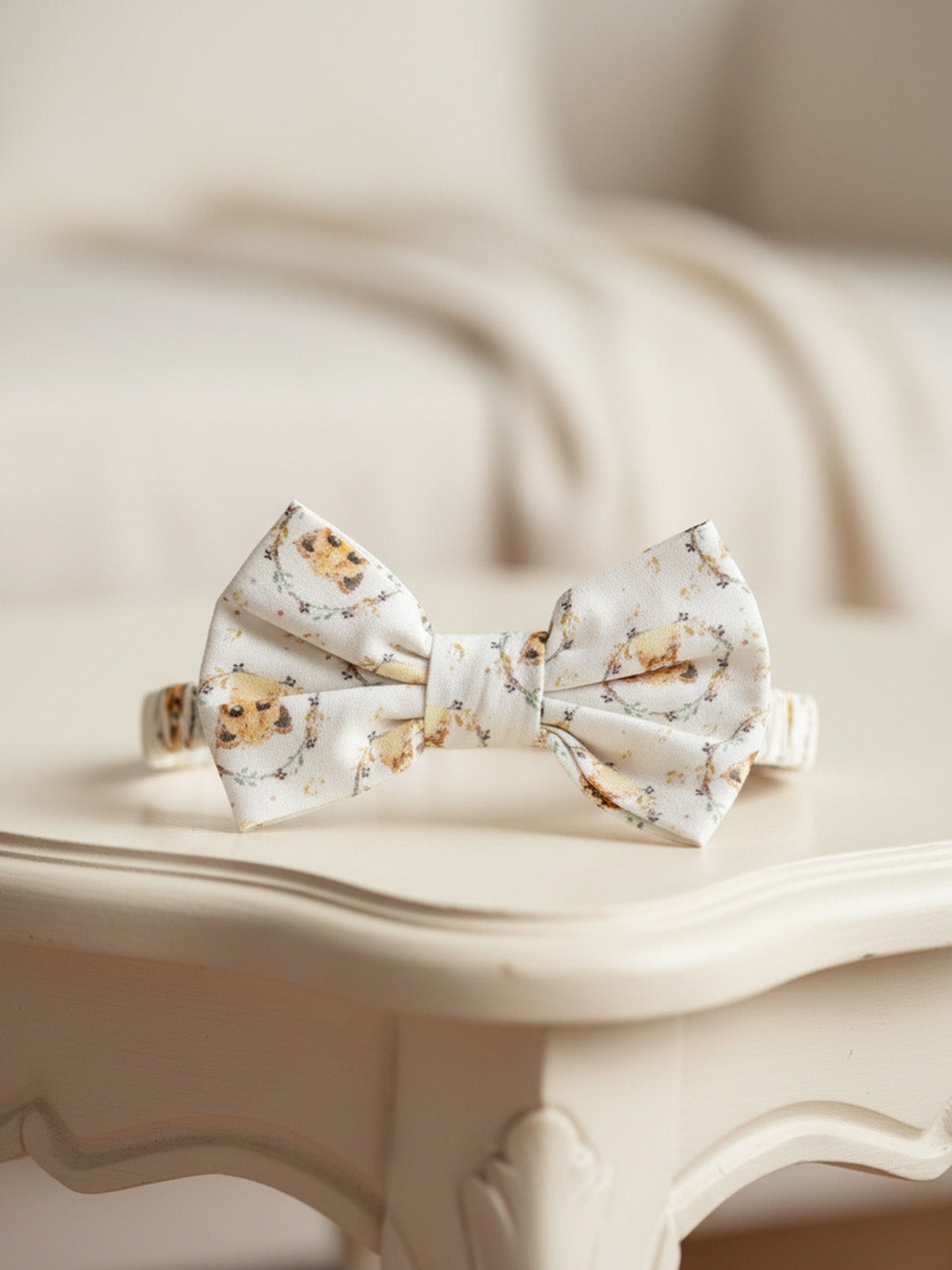 Little Leo Bow