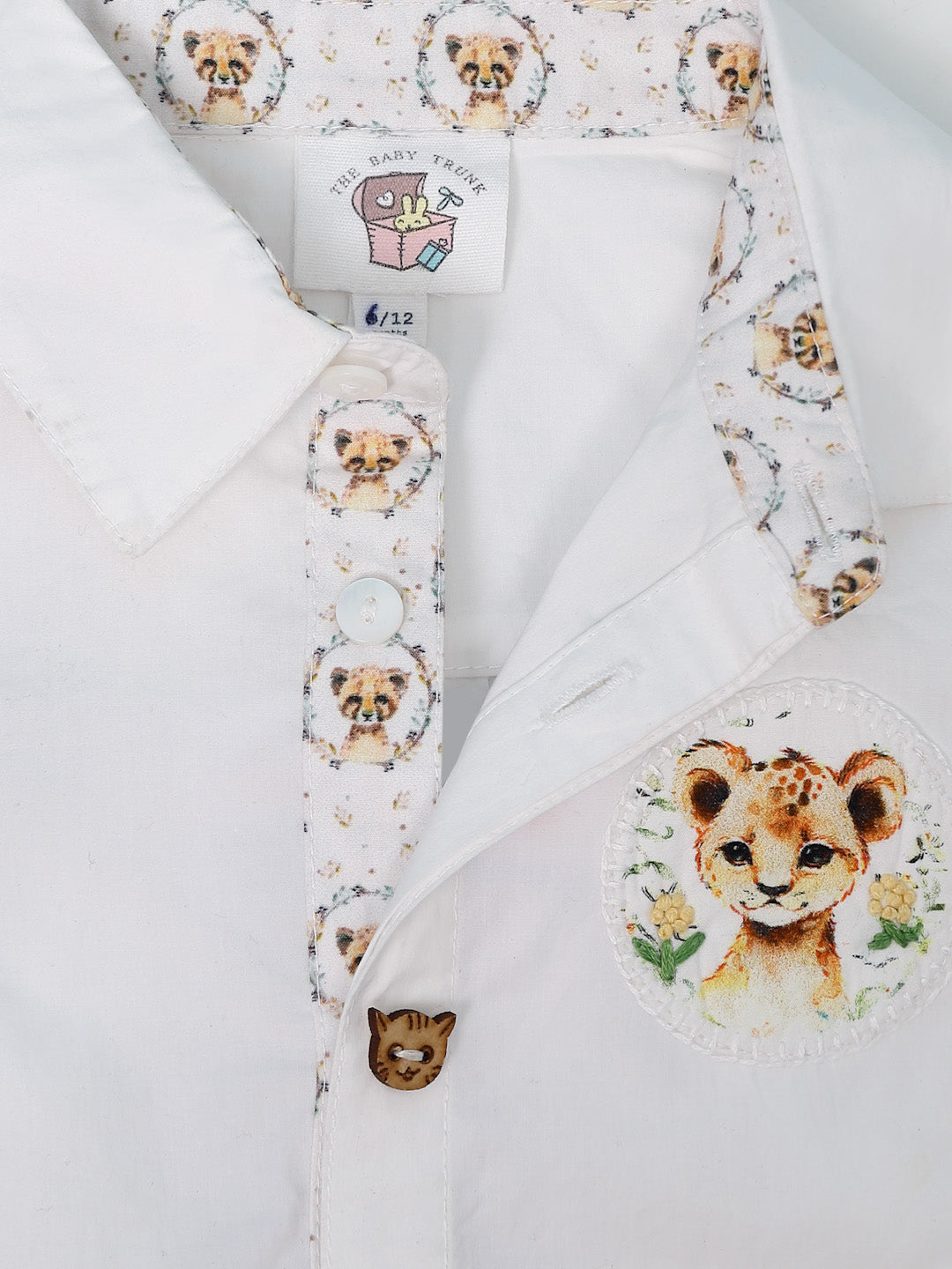 Classic Shirt with a Little Leo Bow