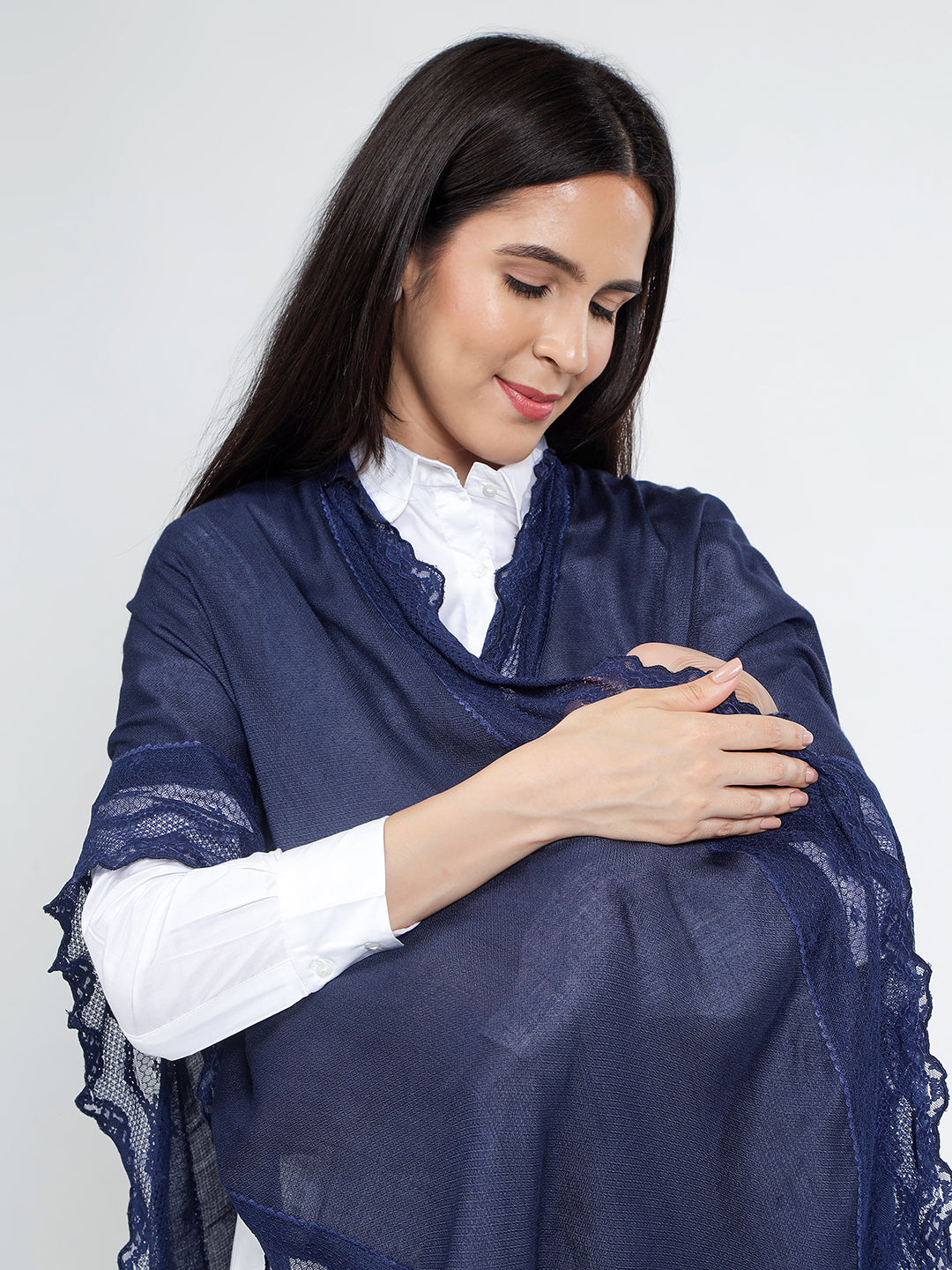 Midnight Bloom Feeding Wrap – Soft Nursing Cover