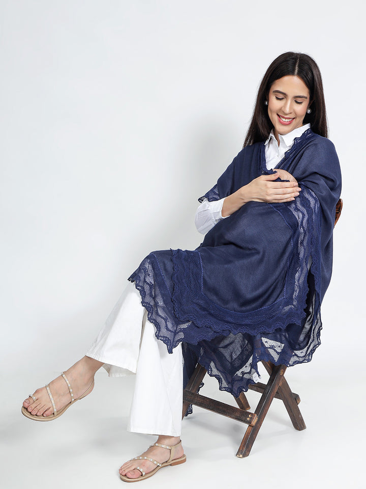 Midnight Bloom Feeding Wrap – Soft Nursing Cover