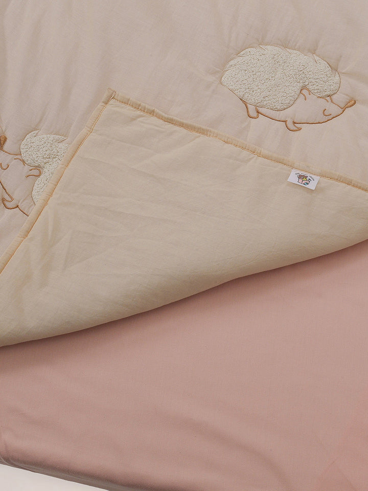 Hedgehug Quilt ( Queen)
