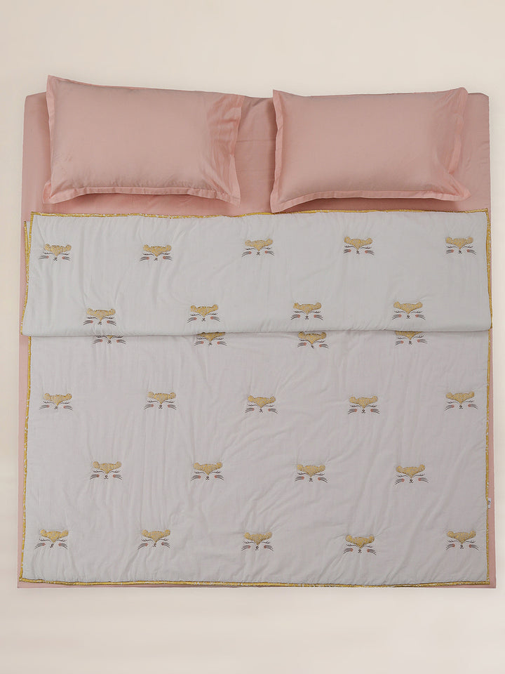 The Whisker Quilt (Queen)