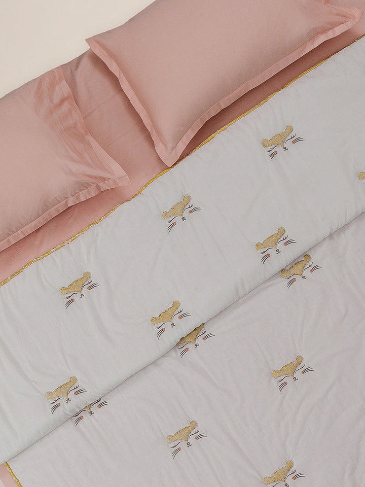 The Whisker Quilt (Queen)