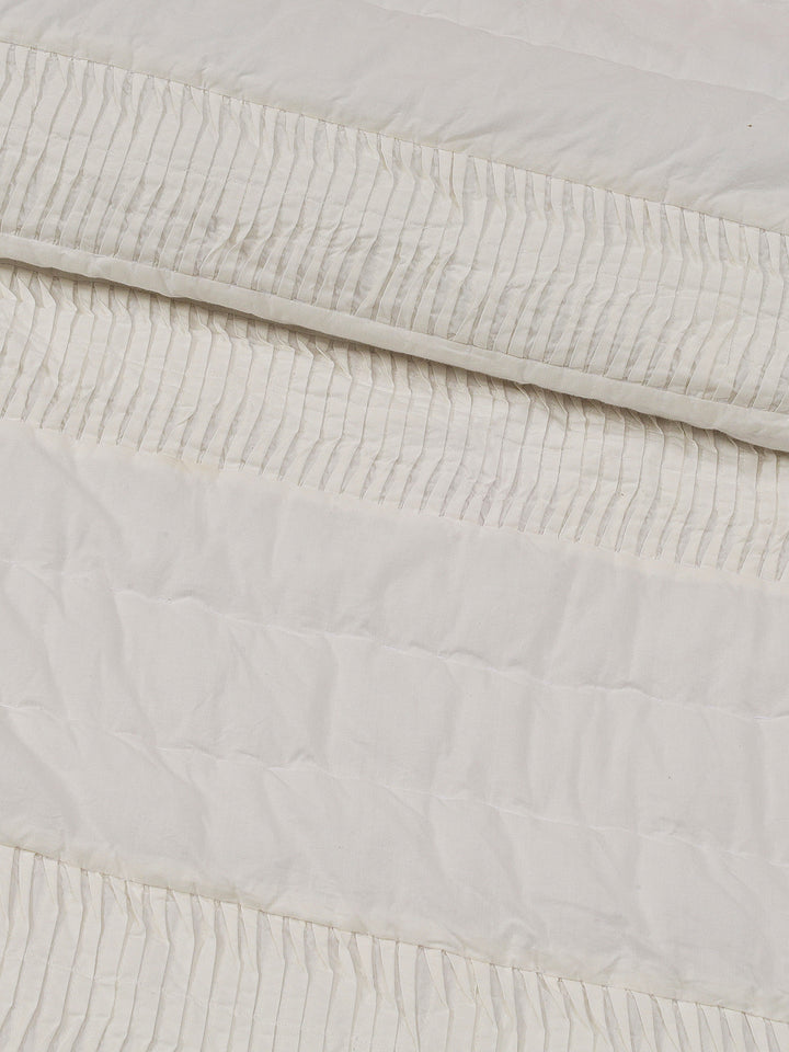 White Everthine King Quilt