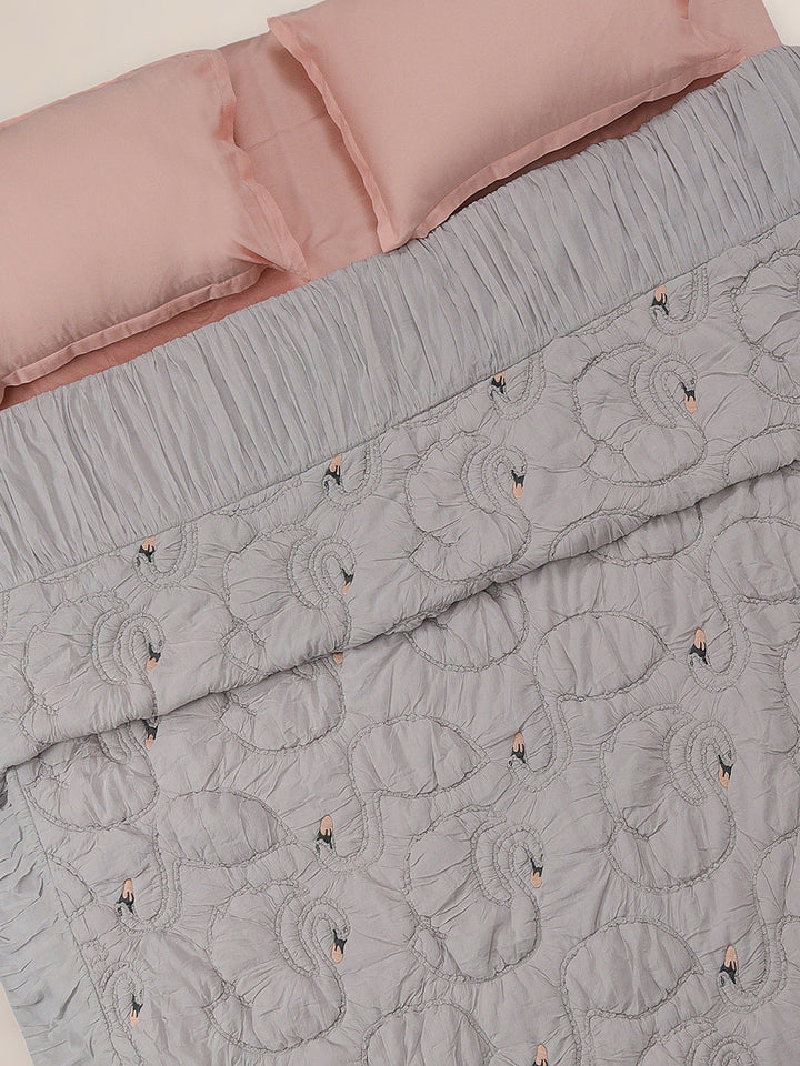 Feathernest King Quilt