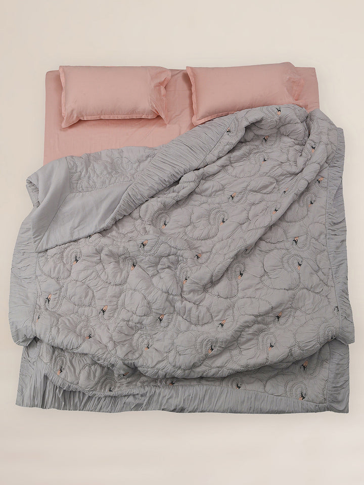 Feathernest King Quilt