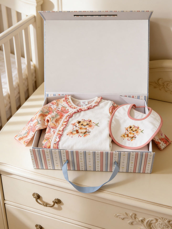 New Born Gift Set - Lioness
