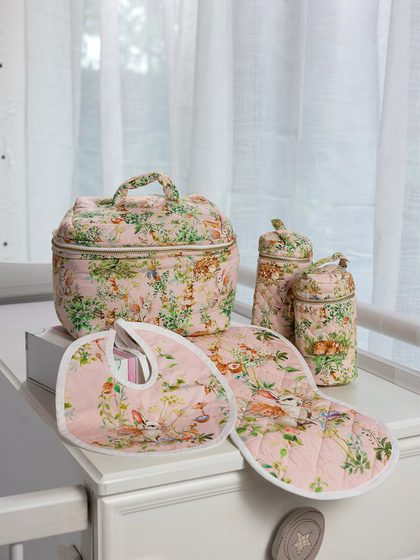 Say goodbye to the struggle of overstuffed bags and hello to effortless travels with our Bambi Travel Set 5