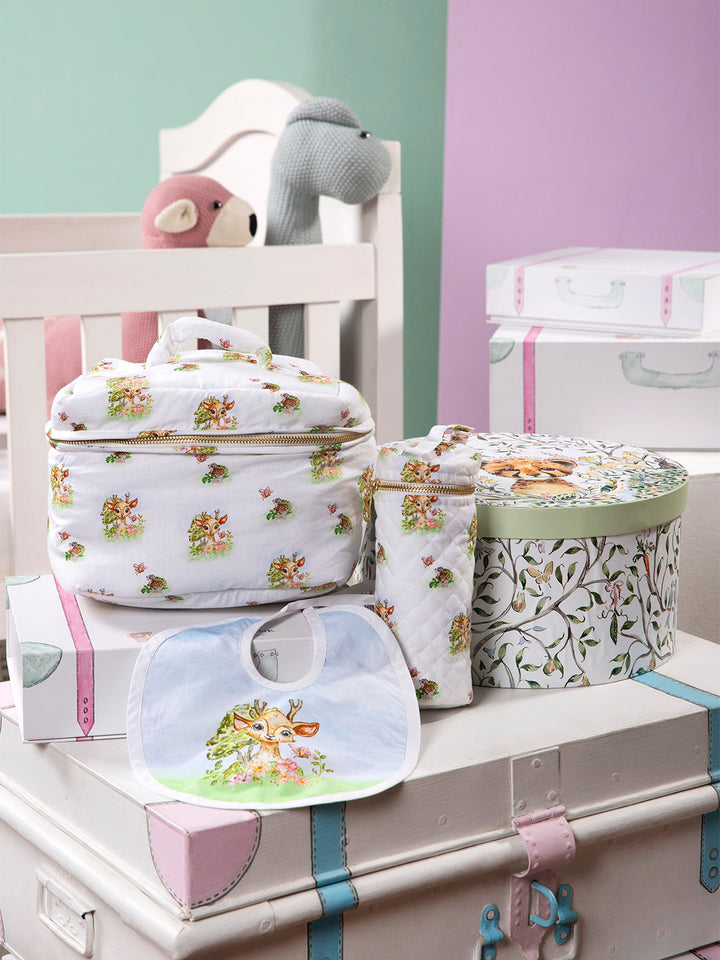 Say goodbye to the struggle of overstuffed bags and hello to effortless travels with our Bambie Travel Set