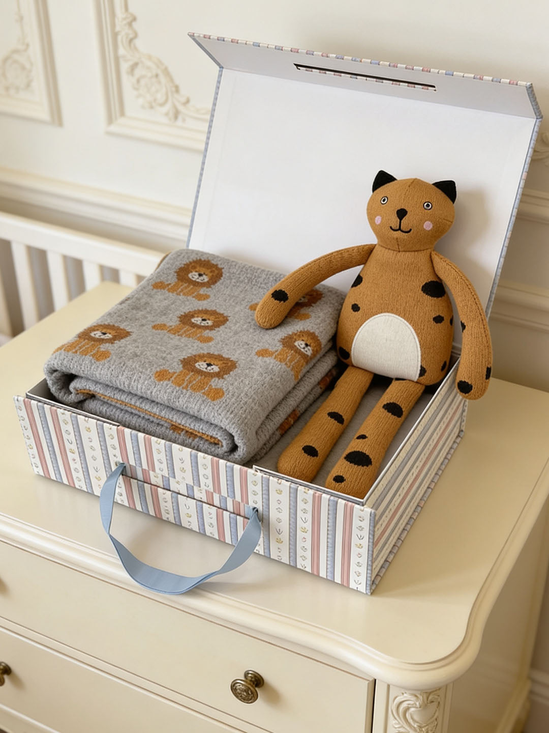 Snuggle Blanket Set - Cub