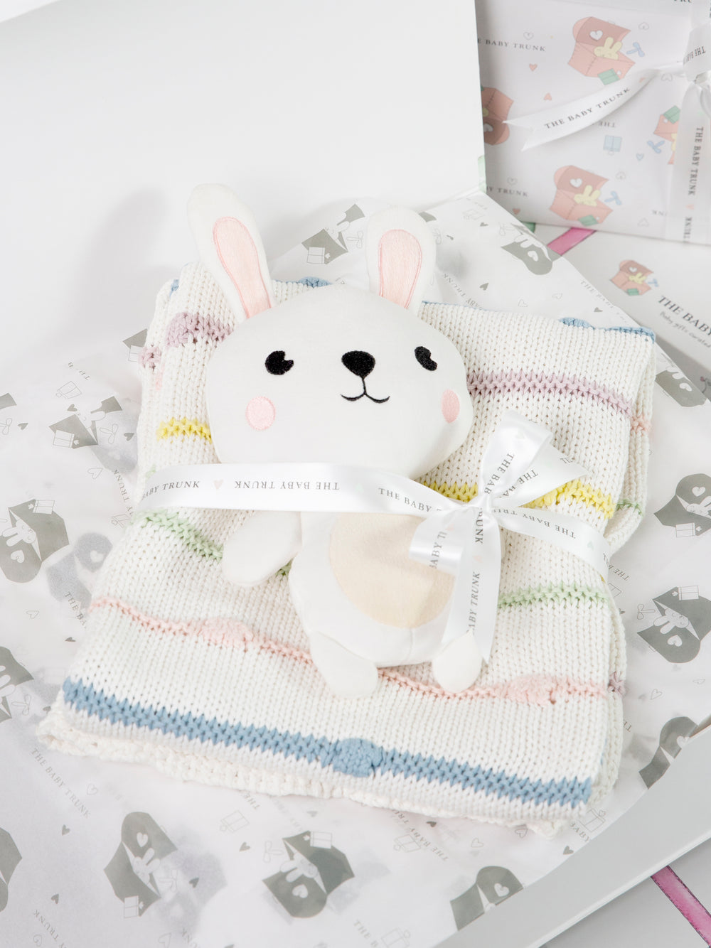 Snuggle Blanket Set- Bunny Indulge in warmth with our organic Knitted Blanket paired with a snuggly toy.