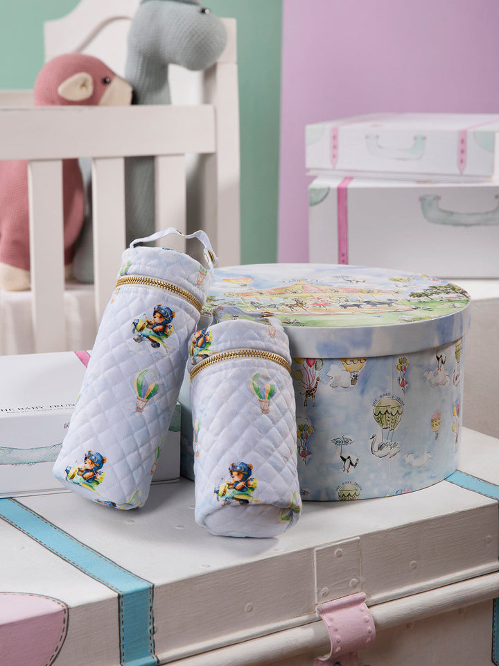 Tired of plain & boring baby bottles, introducing our Teddy's Dreamy fly bottle cover set.