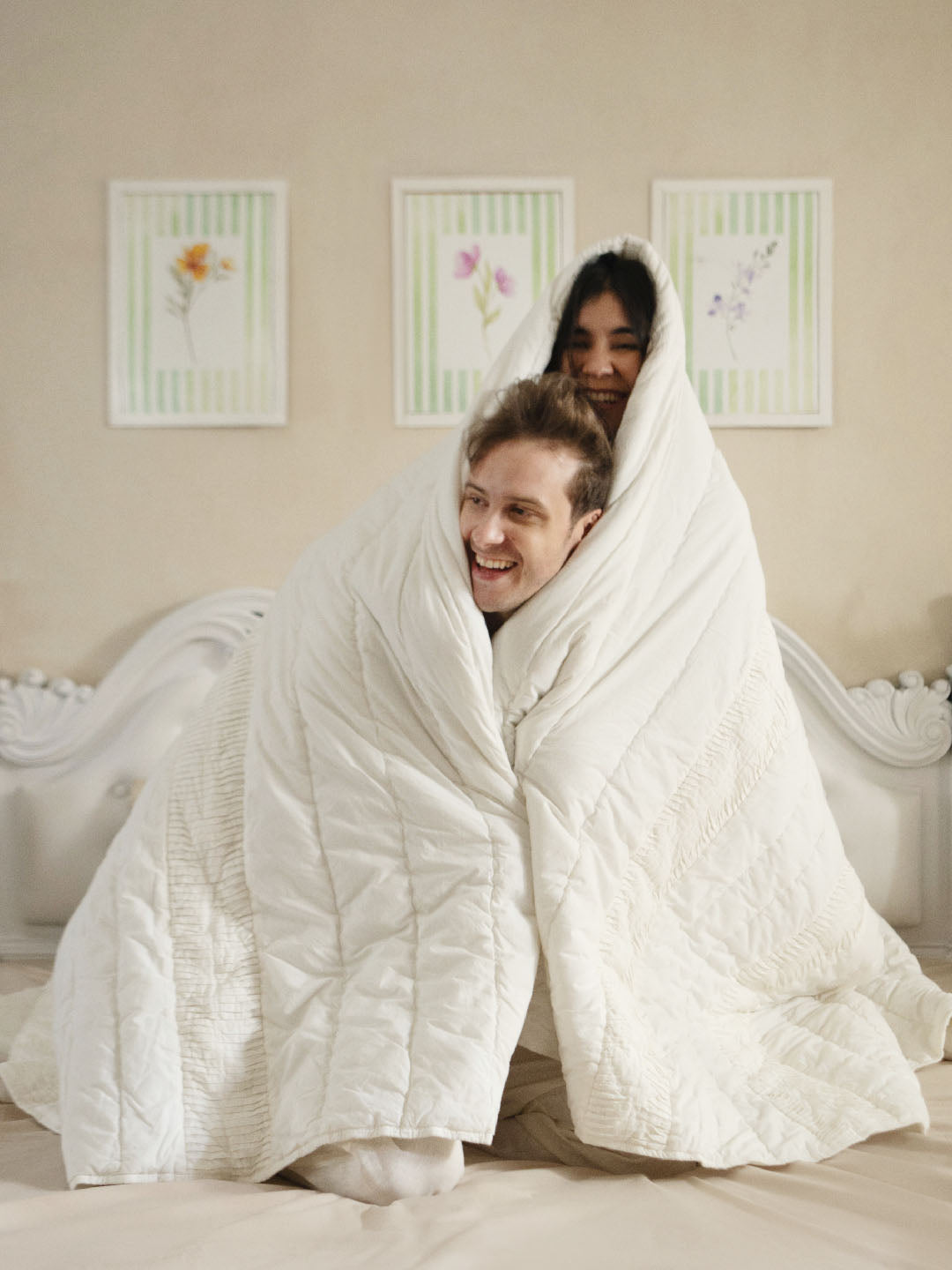 Family AC Comforter - White Everthine (King Size)