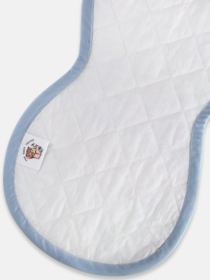 CARNIVAL CAROUSEL BURP CLOTH