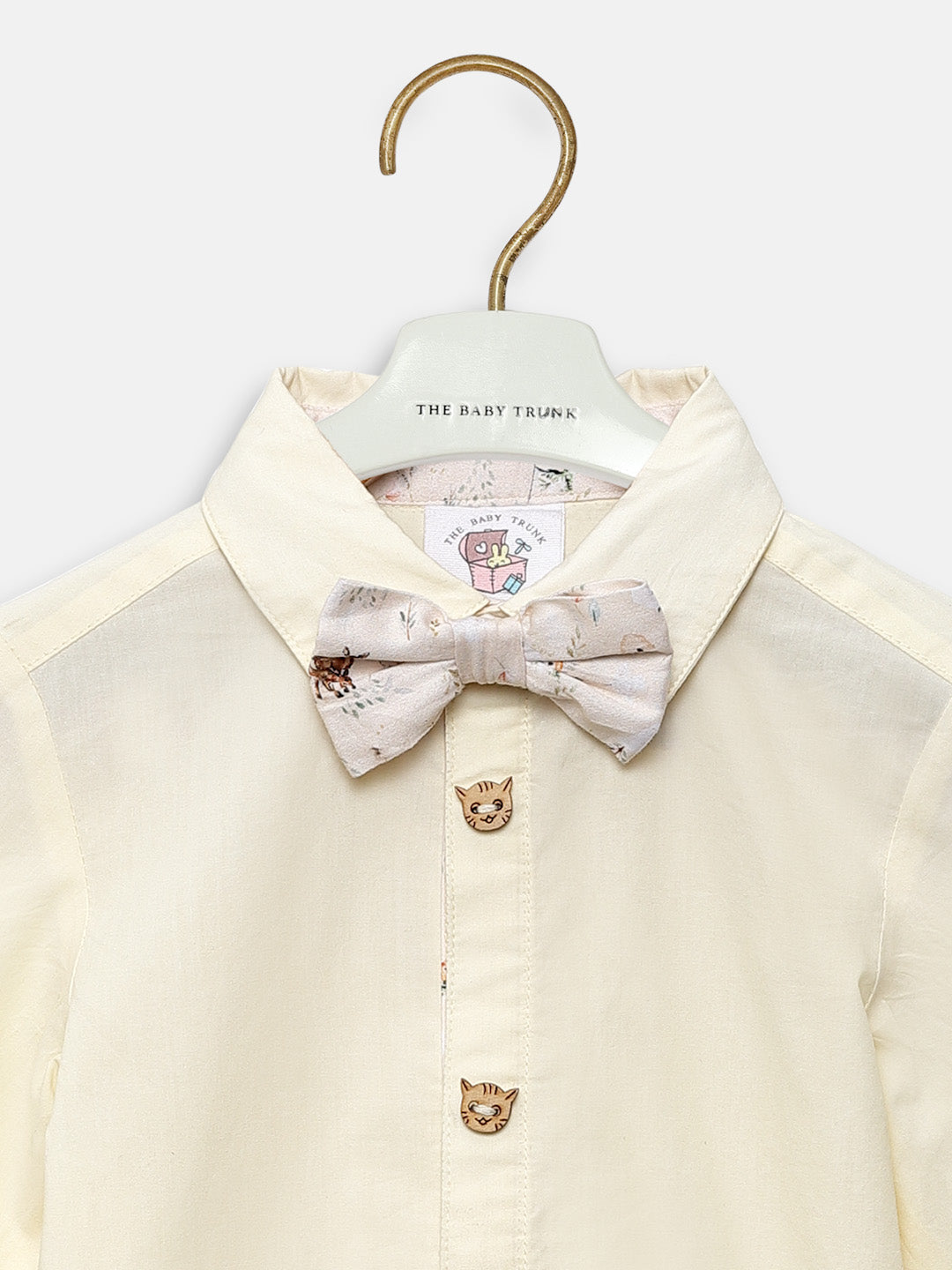 Classic Shirt with a Little Leo Bow