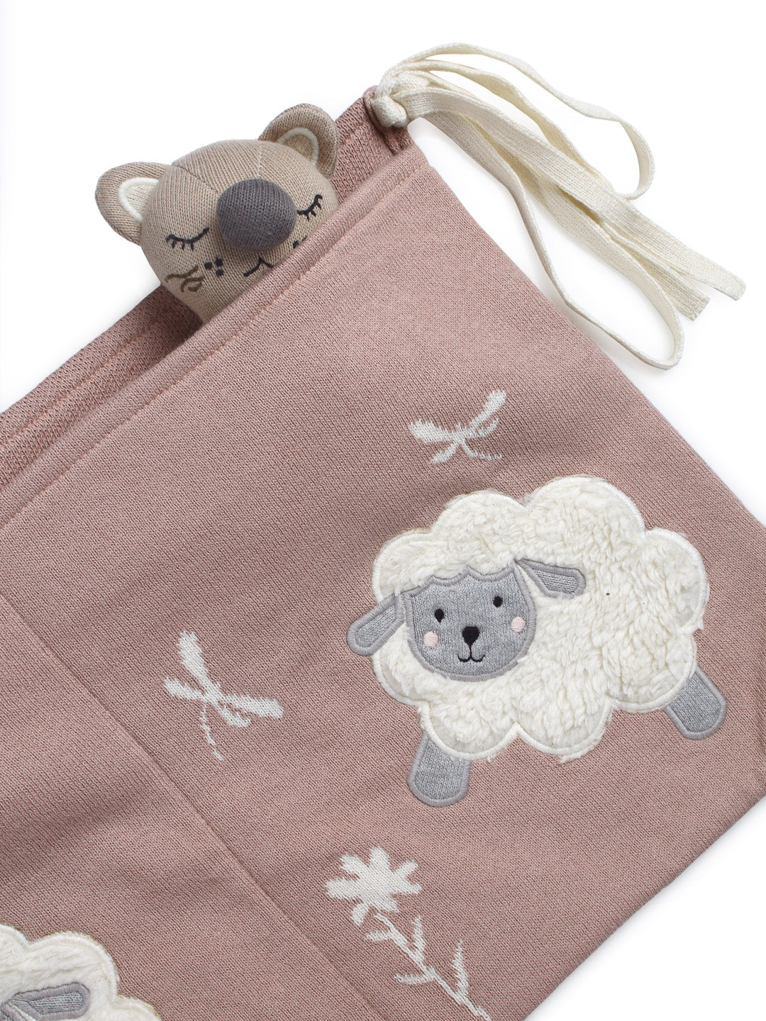 Hanging pouches with cot - Sheep