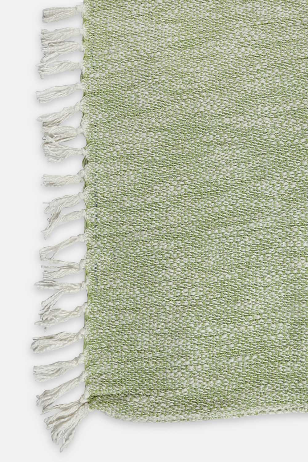 FEEDING Cotton Throws - green